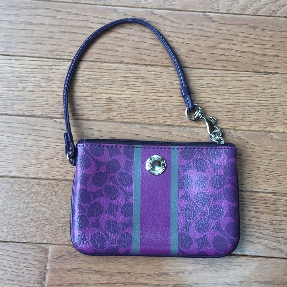 Beautiful Purple Coach Wallet